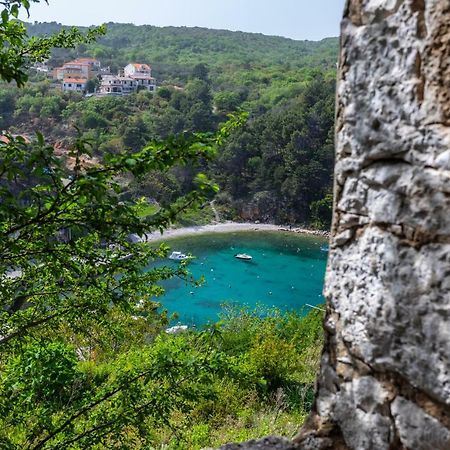 Apartman Verbenia Vrbnik Buitenkant foto