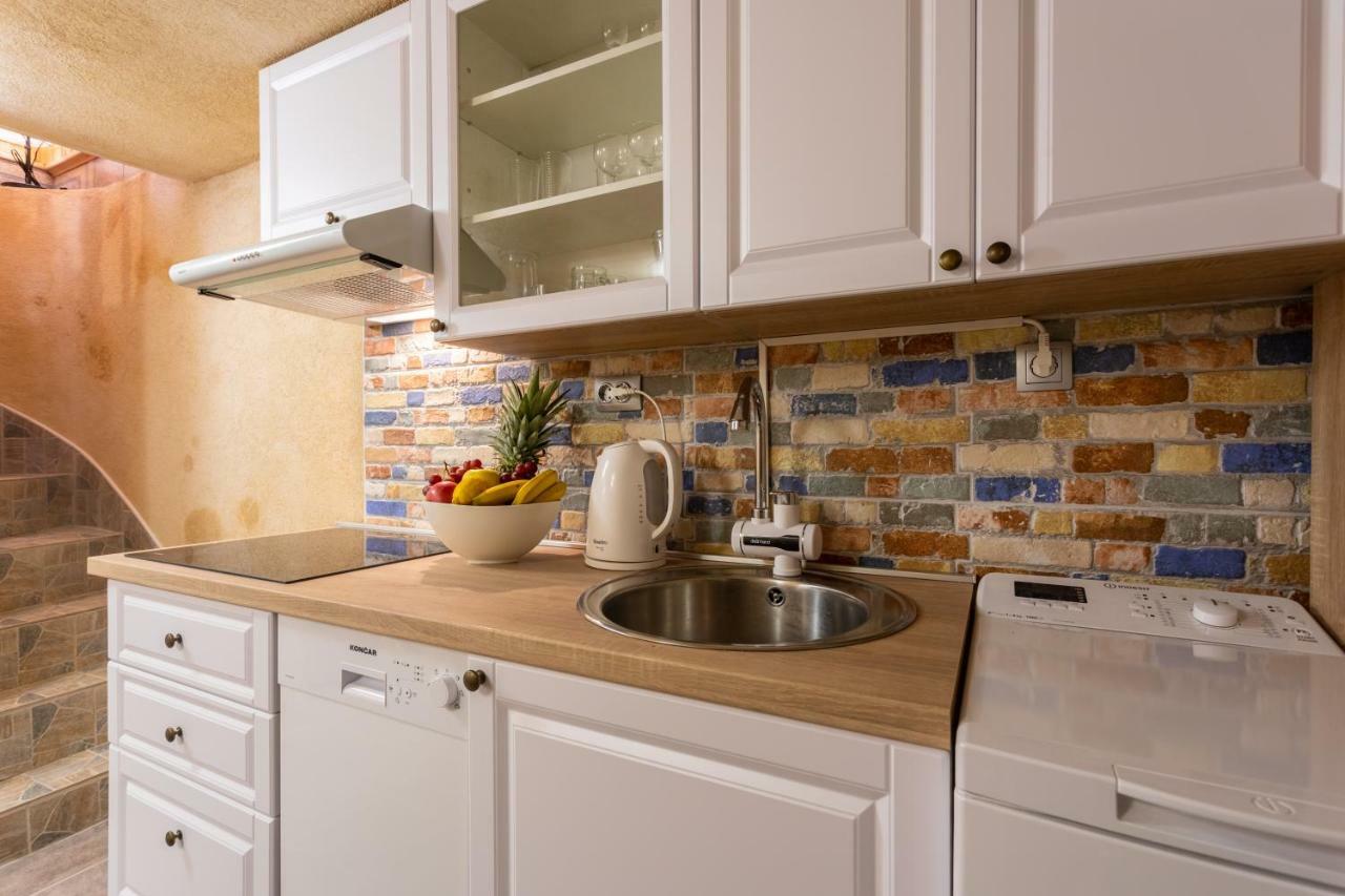 Apartman Verbenia Vrbnik Buitenkant foto