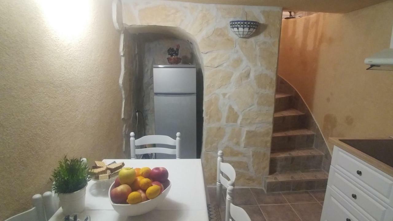 Apartman Verbenia Vrbnik Buitenkant foto